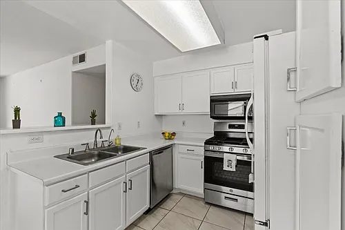 3145 Casey Dr #201 Photo 1