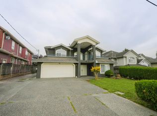 13347 89th Ave, Surrey, BC V3V 1A6