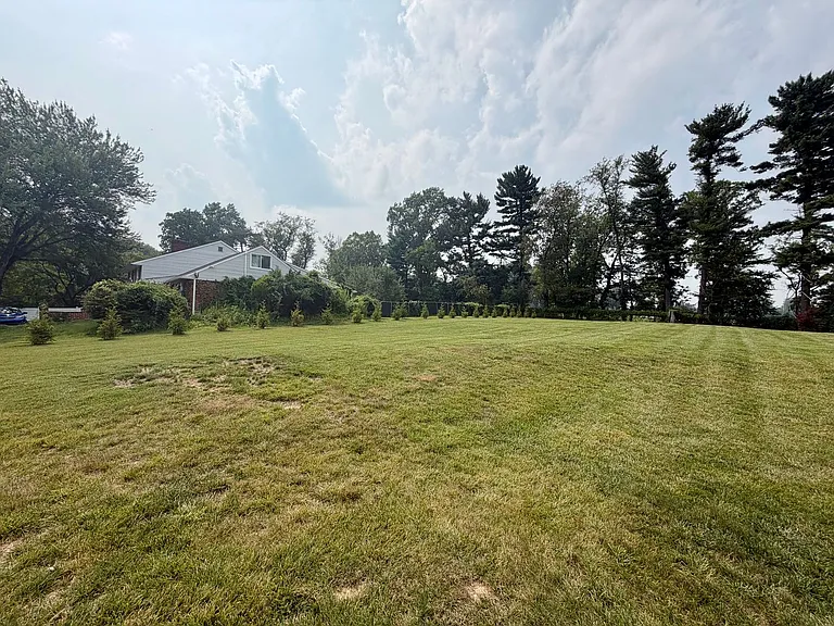 160 N State Rd — Photo 53