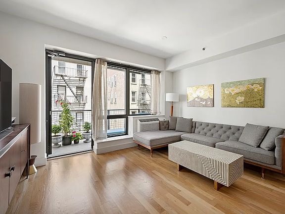 3rd image of 11-25 45th Ave #3B