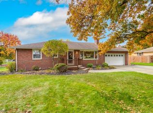 646 Leeman Dr, Akron, OH