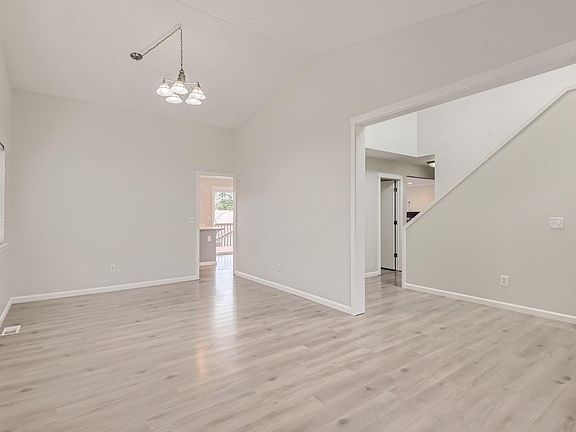 5th image of 5310 80th Ave NE