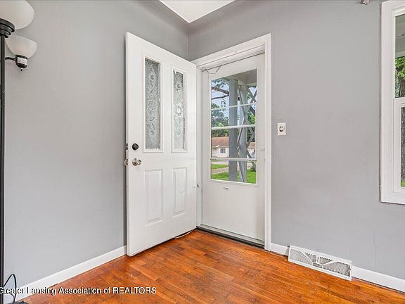 4th image of 6325 Coulson Ct