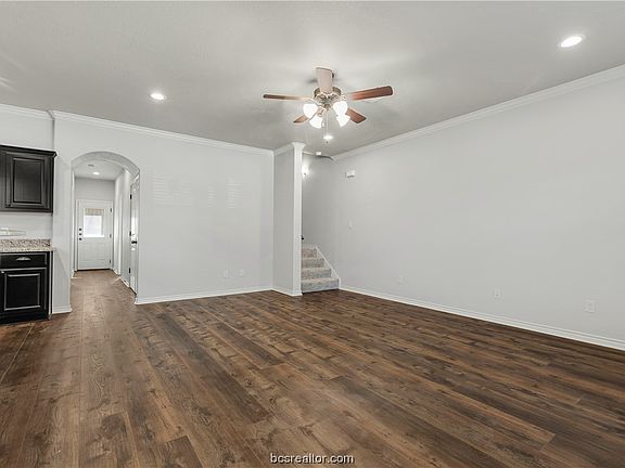 3rd image of 3322 Wakewell Ct