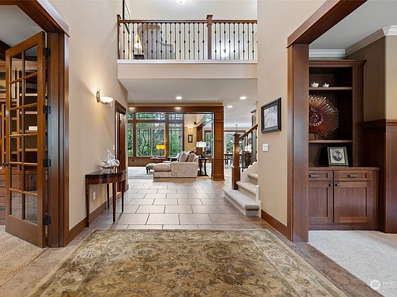 3rd image of 2013 56th Avenue NW