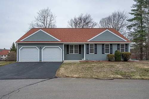 4 Myopia Ln Photo 1