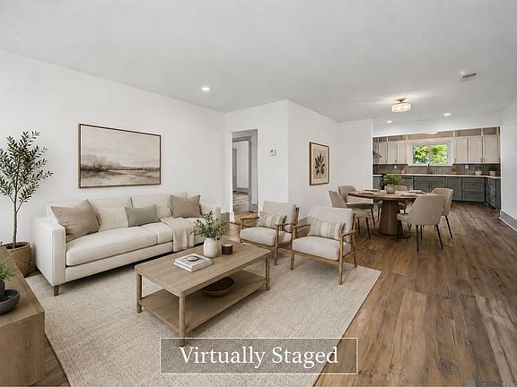 5th image of 2434 Honeysuckle Ave