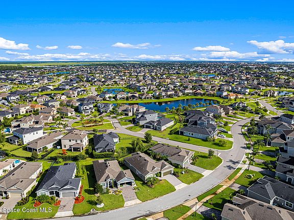2nd image of 3120 Ribbon Grass Dr