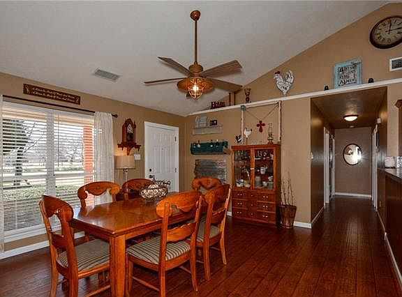 3rd image of 2536 County Road 2168