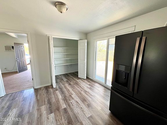 3rd image of 4951 S SAN JUAN Avenue