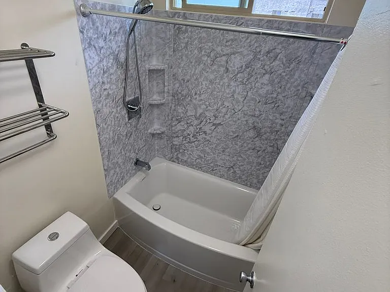 12939 Bonaparte Ave — Photo 15