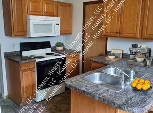 577 Main St W APT 17, Hammond, MN 55991