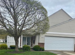 1825 Royal Oak Dr, Painesville, OH 44077