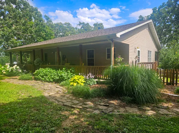 5554 County Road 3380, Willow Springs, MO 65793