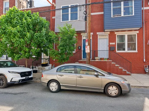 1225 S 19th St, Philadelphia, PA 19146