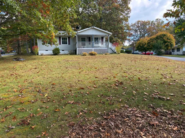 880 Wildwood Ave, Lewisburg, WV 24901