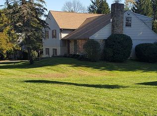 307 Baintree Rd, Bryn Mawr, PA 19010