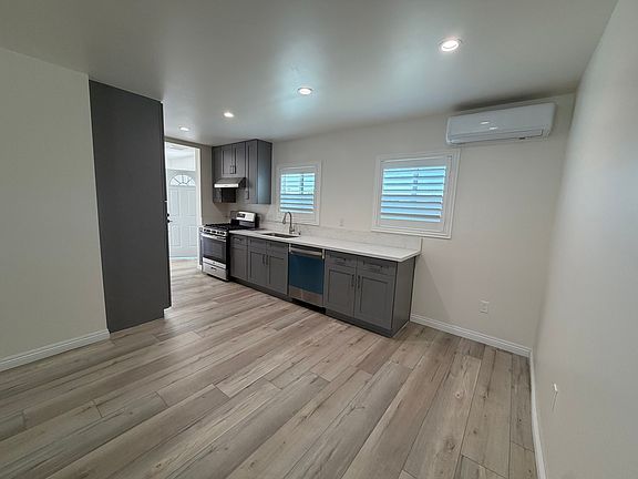 5th image of 2540 E Dunes St #B