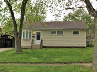 4104 Swift St, Hobart, IN 46342