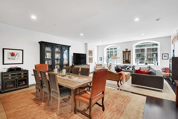 Rented by Compass | media 1