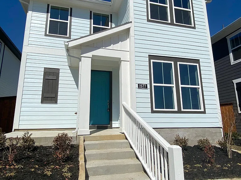 1577 Jackson St — Photo 1