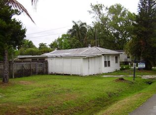 1101 4th Way, North Fort Myers, FL 33903