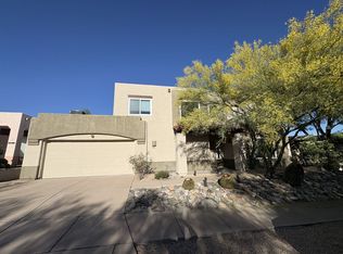 681 N Hearthside Ln, Tucson, AZ 85748