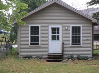 3561 Juno St, Indian River, MI 49749