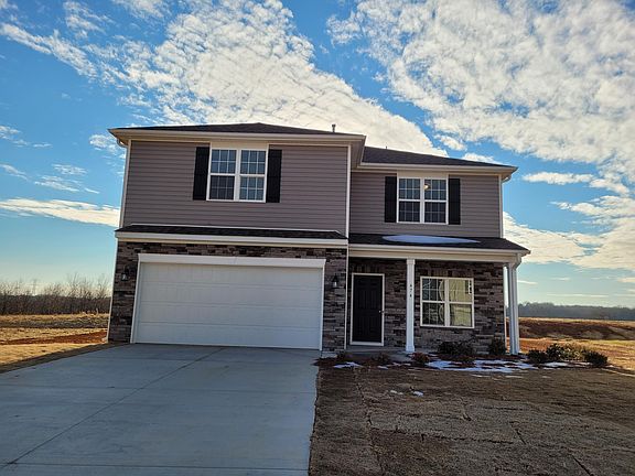 3rd image of 828 Sage Hill Dr