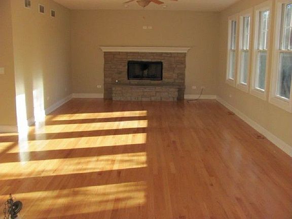 4th image of 400 N Grant St