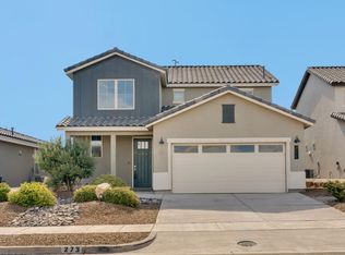 273 Farnborough St, El Paso, TX 79928
