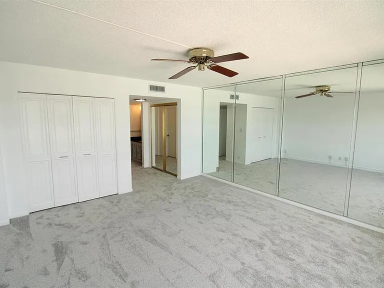 3900 Galt Ocean Dr #2314 — Photo 41