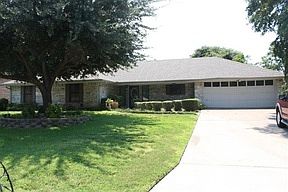 1st image of 628 Green Oak Dr
