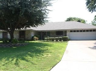 628 Green Oak Dr, Longview, TX 75604