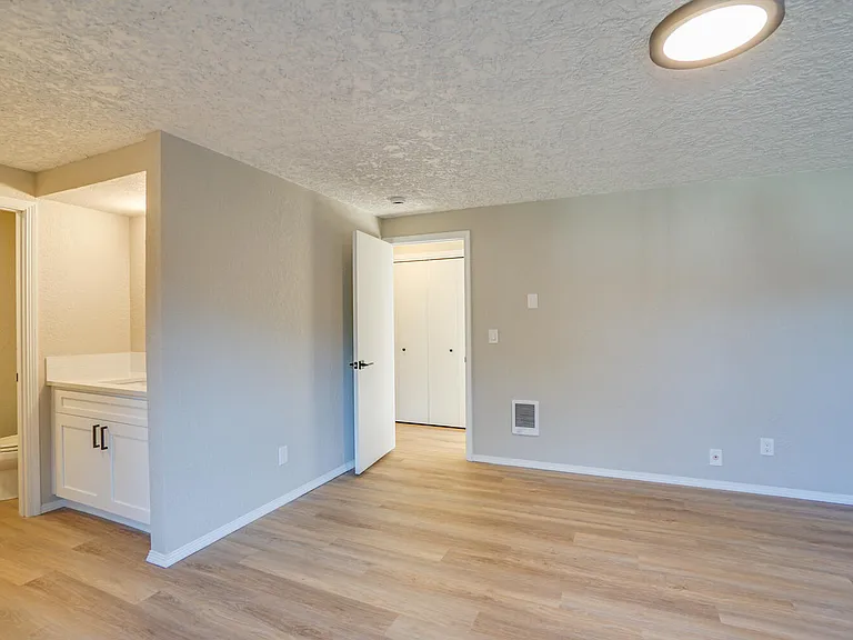 6206 NW Cherry St — Photo 15