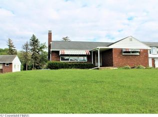 417 Ashtown Dr, Lehighton, PA 18235