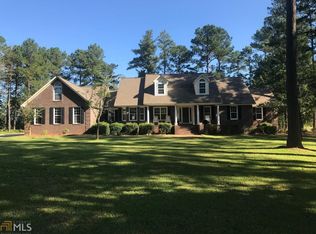 500 Plantation Dr, Sandersville, GA 31082