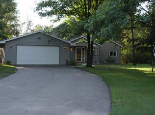 987 Wellington Ct, Nekoosa, WI 54457