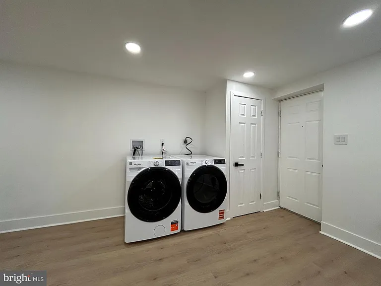 8033 Williams Ave — Photo 29