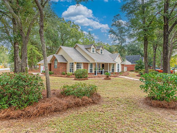 2nd image of 2747 Savannah Ln