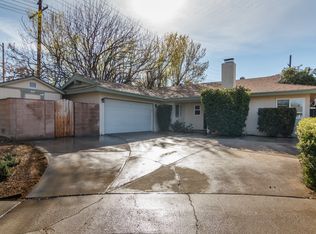 23700 Aetna St, Woodland Hills, CA 91367