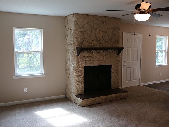 5th image of 2211 N Tarragona St