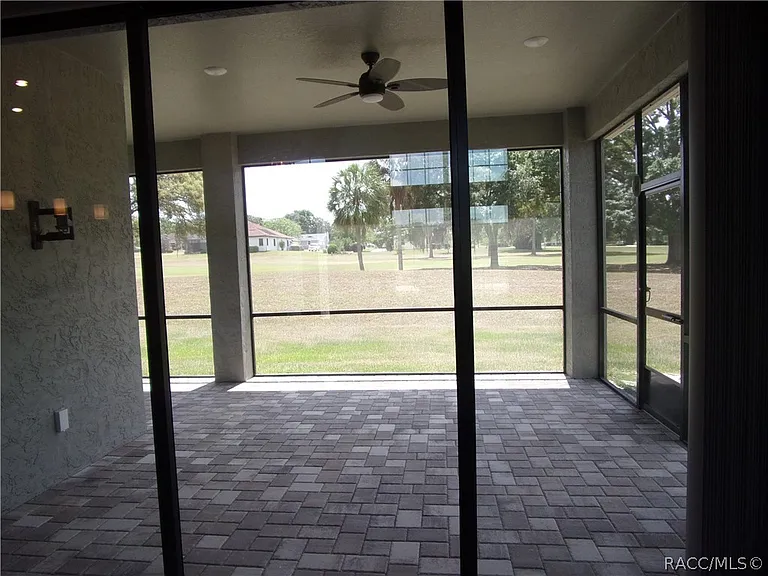 248 E Cumberland Ct — Photo 31