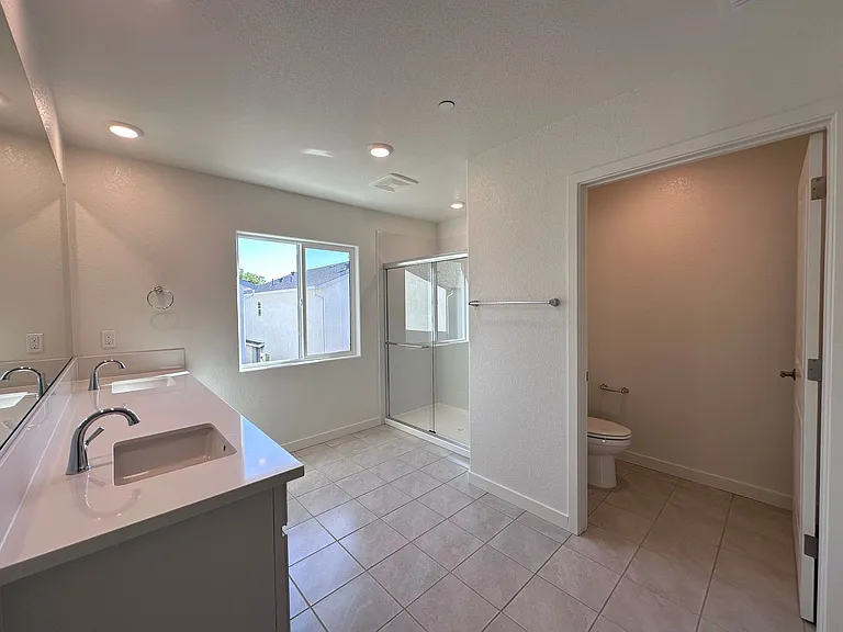 3396 Shaker Way — Photo 35