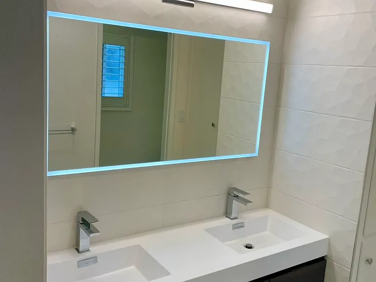 Primary En-Suite Bathroom & Shower