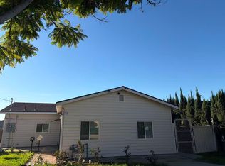 960 E Columbia Ave, Pomona, CA 91767