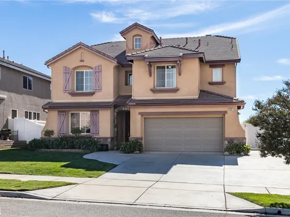 33871 Parkside Ln, Yucaipa, CA 92399