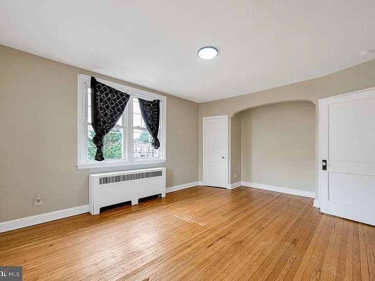 293 Wabash Ave — Photo 12