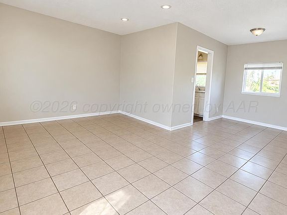 3rd image of 1808 Magnolia St