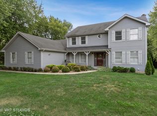 1 Karen Ct, Hawthorn Woods, IL 60047